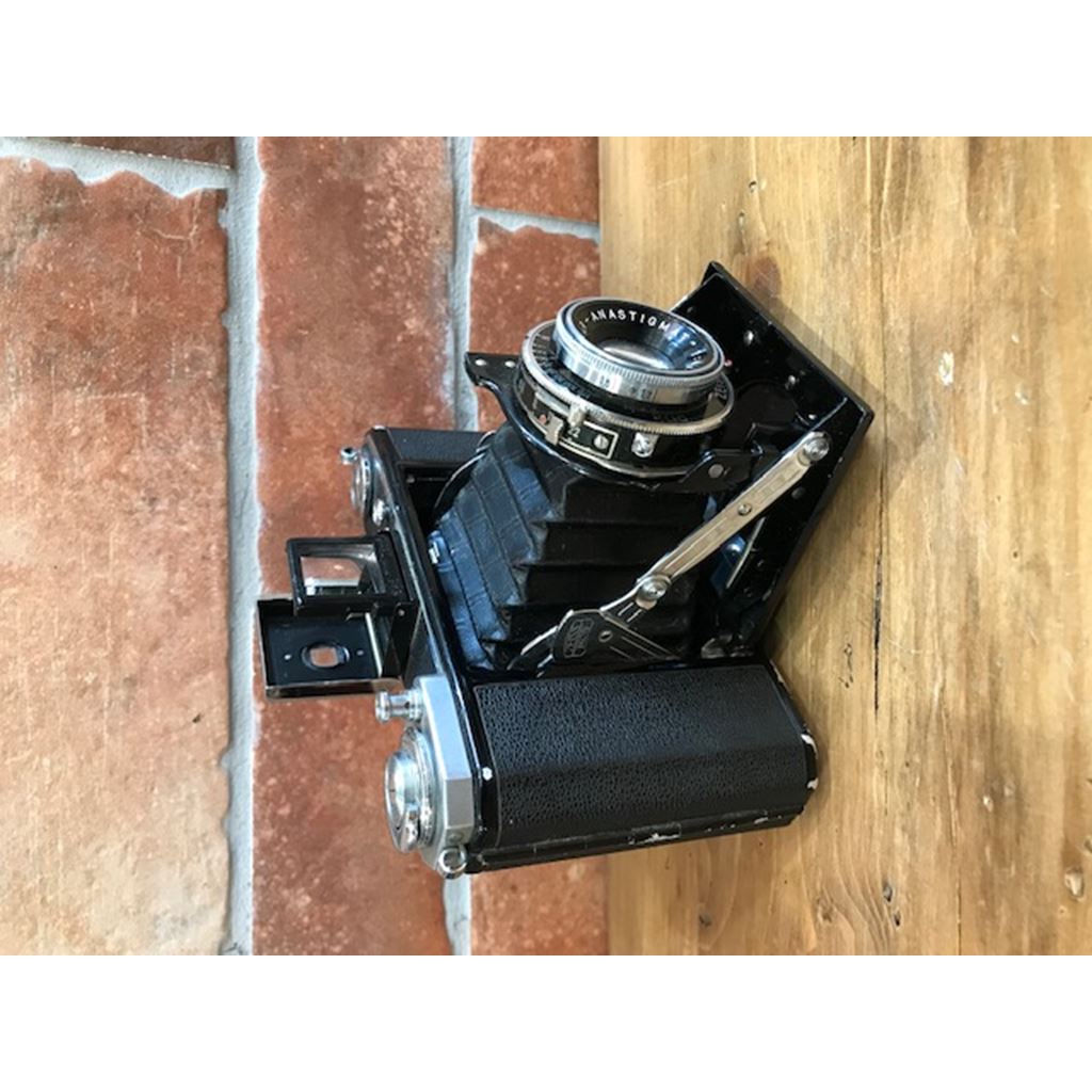 Zeiss Ikon Ikonta 521 +Novar 完動美品 Zeiss Ikon Ikonta 521 Folding 6x4.5 Camera c/w Novar